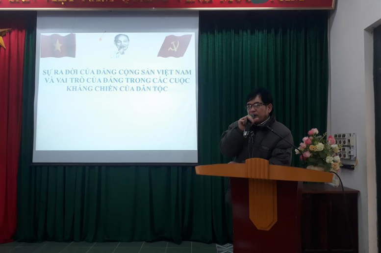 Đ/c Lê Ngọc Hợp - Phó phụ trách phòng DN&BDNCTĐ phát biểu tại buổi chuyên đề